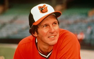 Brooks Robinson, the iconic third baseman for the Baltimore Orioles who garnered fame for his incredible fielding skills, winning 16 consecutive Gold Glove awards, has passed away at the age of 86. The Robinson family and the Orioles organization confirme
